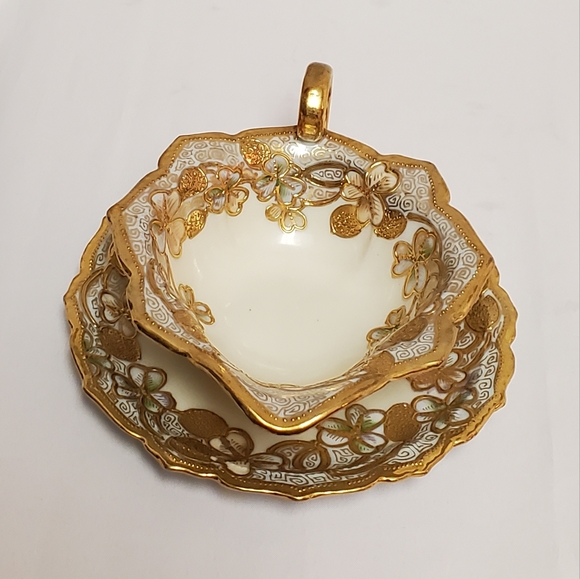 Vintage Nippon Pouring Bowl and Plate - Picture 4 of 16